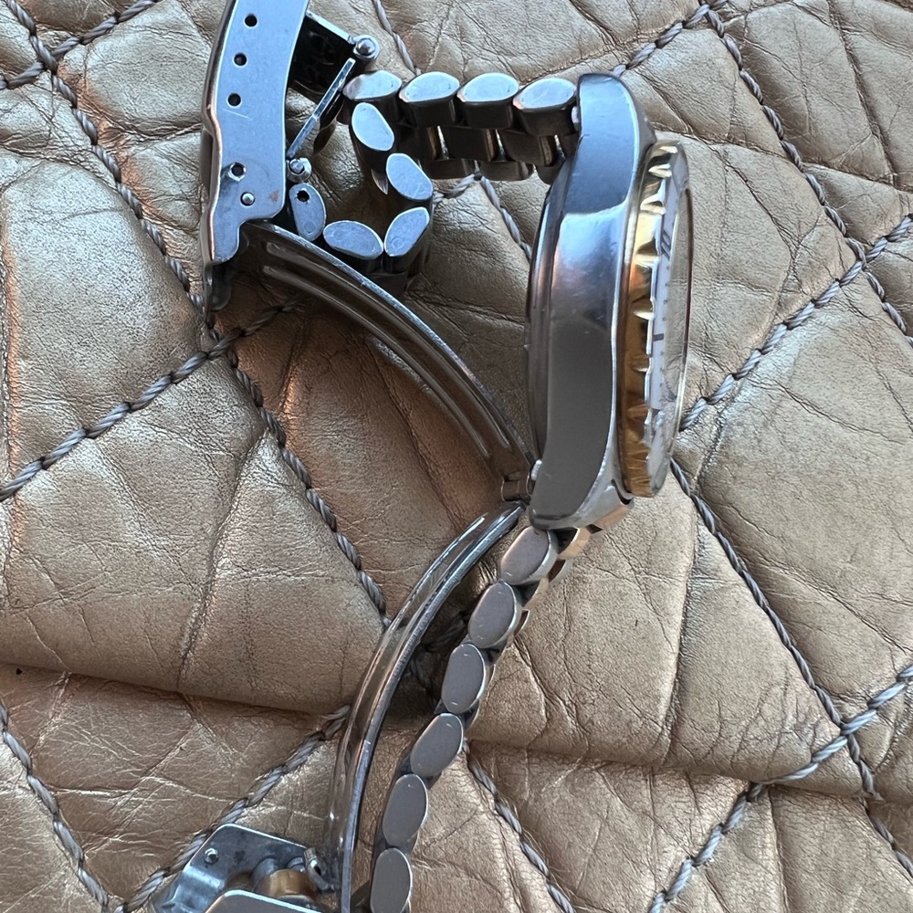 Tag Heuer Silver and Gold Women's Watch - Picture 11 of 17